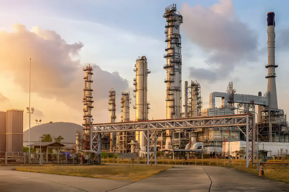 Refinery1_